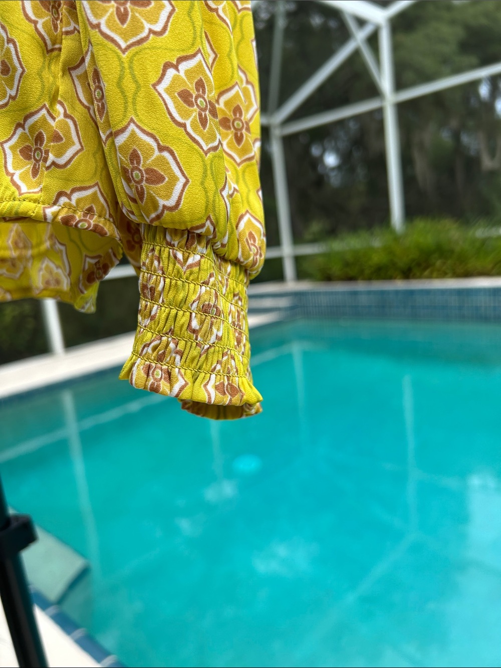 2 Items: Rachel Roy Print Geometric Long Sleeve Blouse AND LOLA P. Crop Boho - Picture 4 of 7